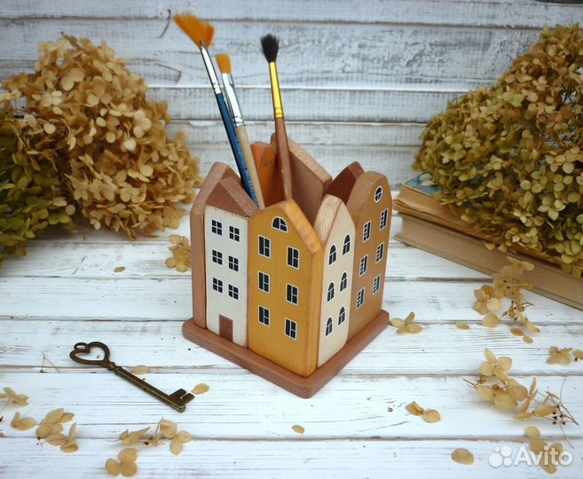 Карандашница из дерева. Органайзер настольный