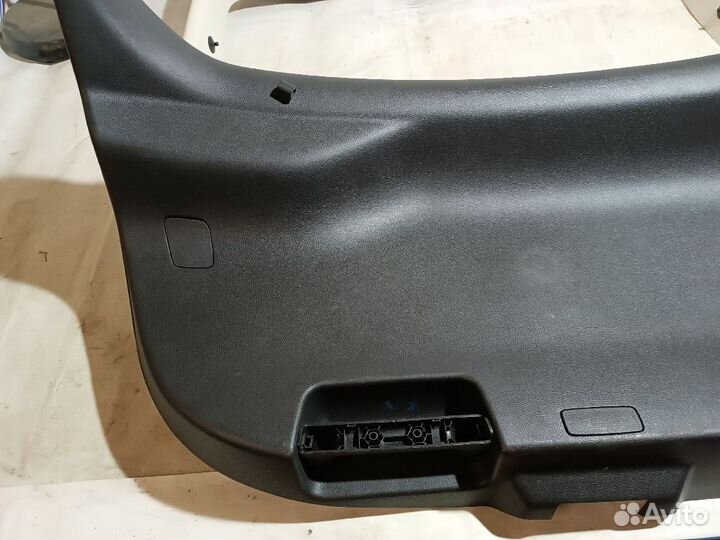 Обшивка крышки багажника Ford Mondeo 5 (2014-2021)