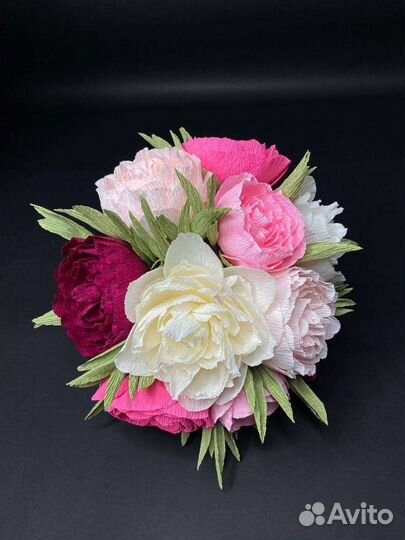 Цветы в шляпной коробке, декор