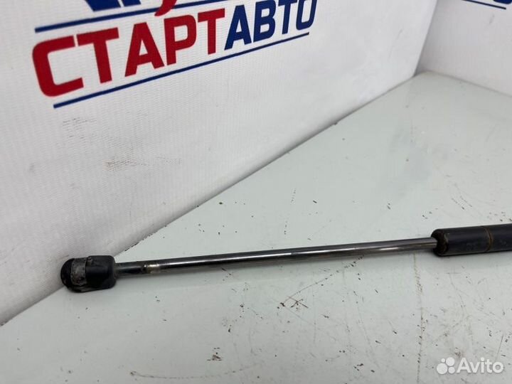 Амортизатор крышки багажника Ford Fusion fyja 2008