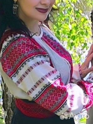 Вышиванка женская