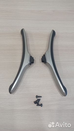 Ножки для Hisense LHD32K2204wteu