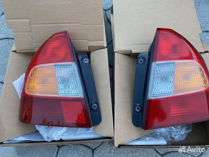 Задние фонари на Хендай Акцент