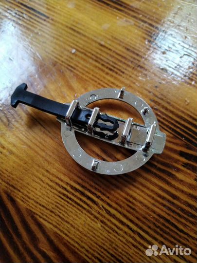 Эмблема nissan