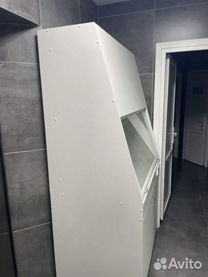 Шкаф вытяжной медицинский с ру