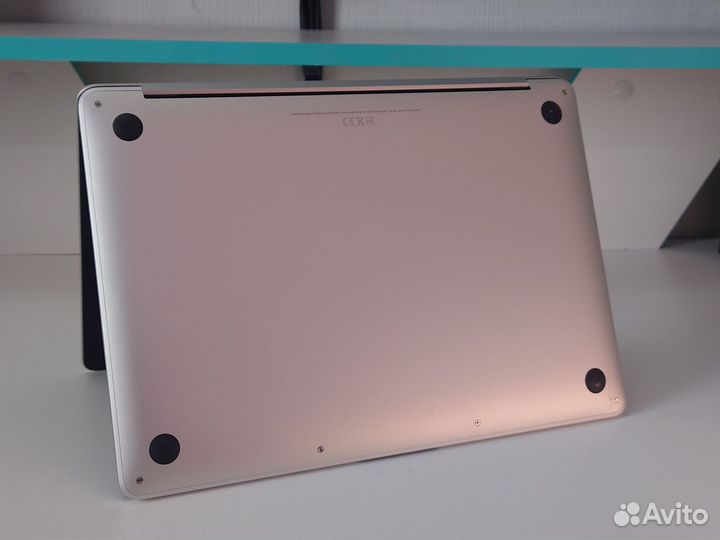 Apple MacBook Pro 13 2020 m1 8/256