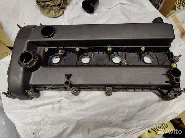 Клапанная крышка Мазда 3 бк 2.0 LF17