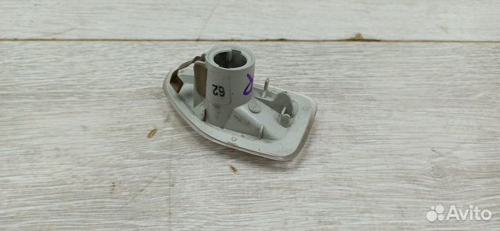 Повторитель поворотника в Крыло в Зеркало Renault