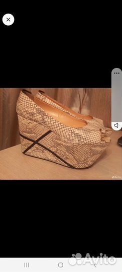 Сабо calvin klein