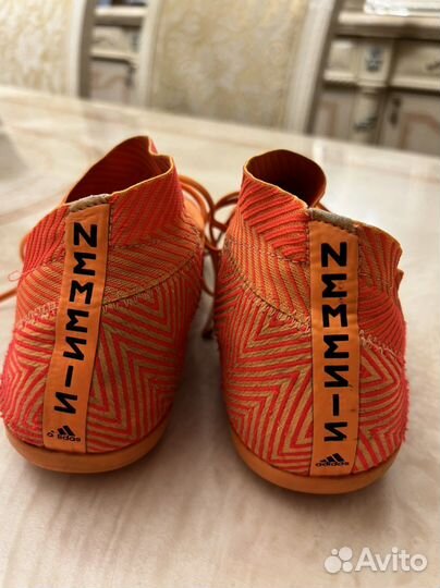 Футбольные бутсы adidas 42 размер