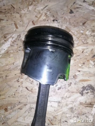 Поршень с шатуном Ford Mondeo 4 2 0 дизель