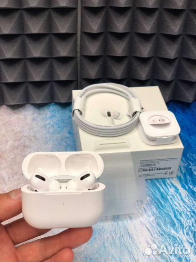 Airpods pro (копия luxe) + чехол в подарок