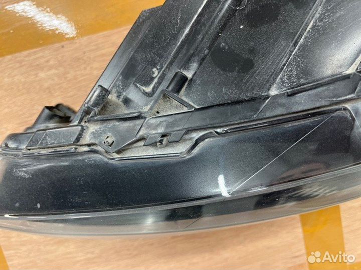 Фара галогеновая передняя левая Volkswagen Polo