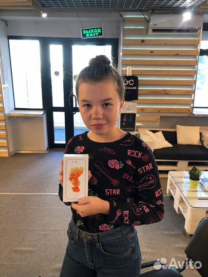 iPhone SE (2020), 128 ГБ