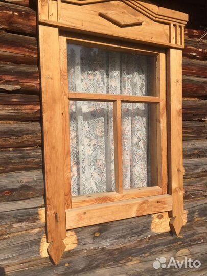 Деревянная оконная рама