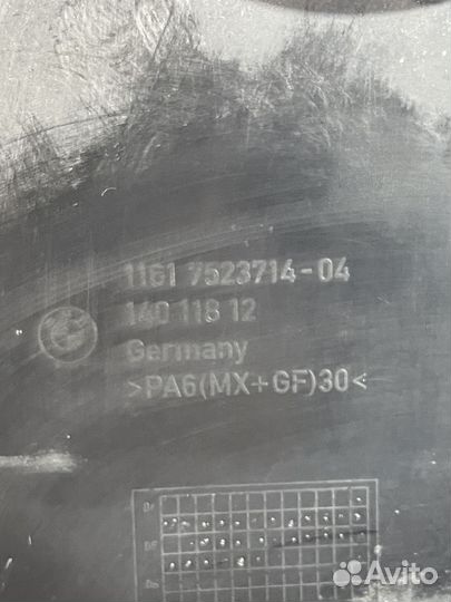 Декоративная накладка двигателя BMW N46