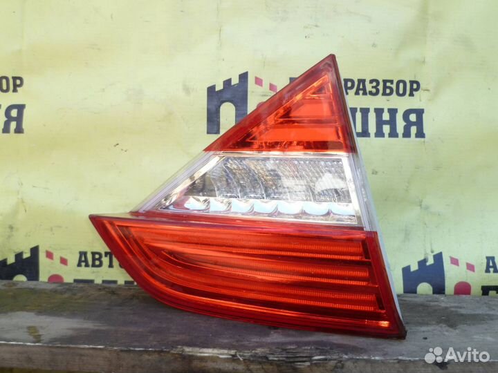 Skoda superb Фонарь правый внутренний
