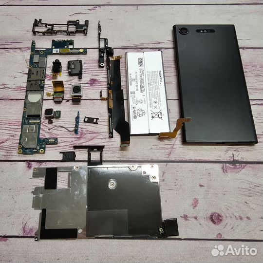 Sony Xperia XZ1 G8342 разбор