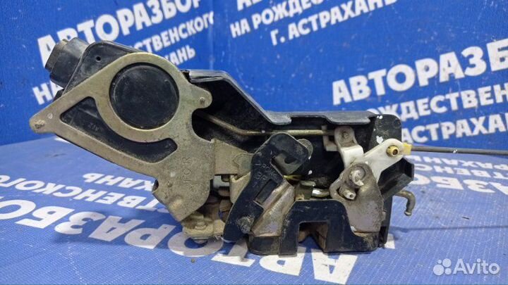 Задний правый замок двери Hyundai Matrix минивен