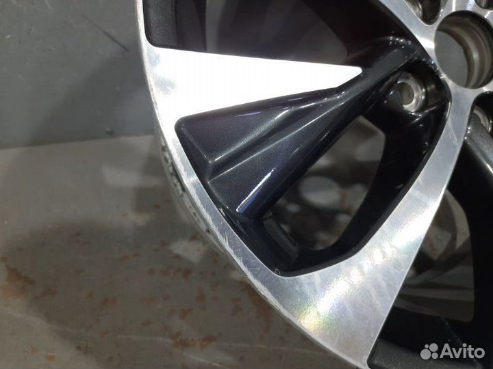 Lexus RX 4 Диск колесный легкосплавный R18
