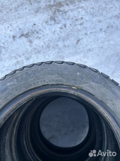 Goodyear Ultragrip Ice Arctic 155/65 R14