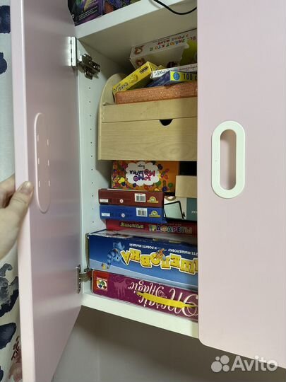 Шкафчик навесной детский IKEA