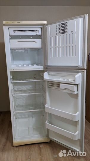 Холодильник Stinol - 110e NO frost