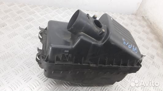 Корпус воздушного фильтра toyota corolla E12 (99P1