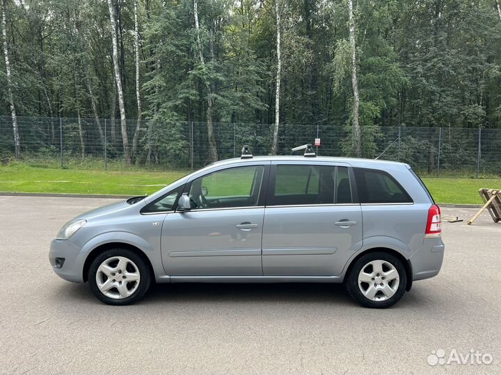 Opel Zafira 1.8 МТ, 2011, 198 000 км