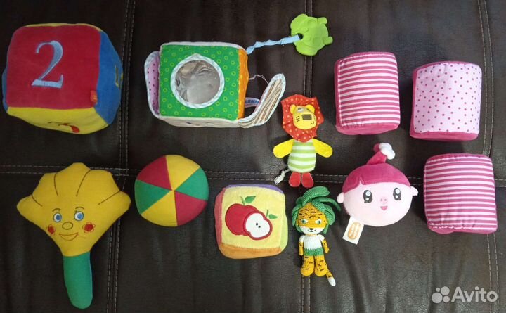 Развивающие игрушки погремушки пакетом