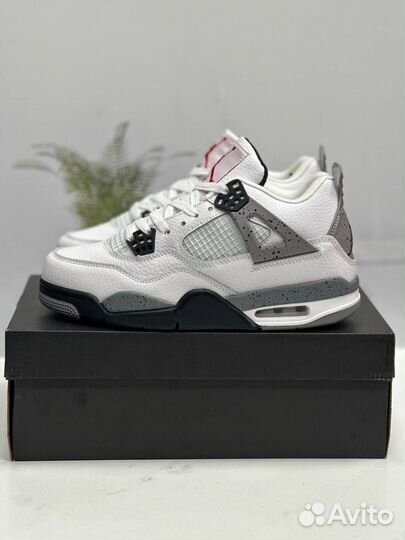 Кроссовки мужские Nike Air Jordan 4 (41-45) LUX