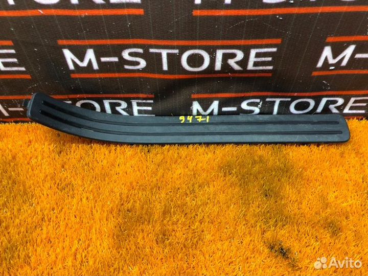 Накладка на порог салона задняя левая Volkswagen