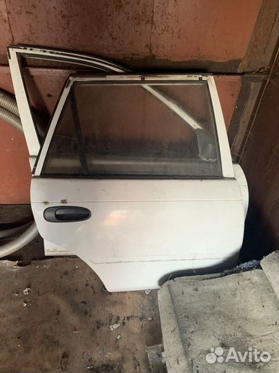 Двери передние