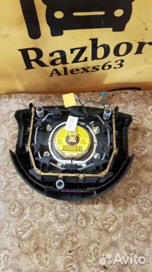 Подушка безопасности в руль Ford Fusion 1.4 2007