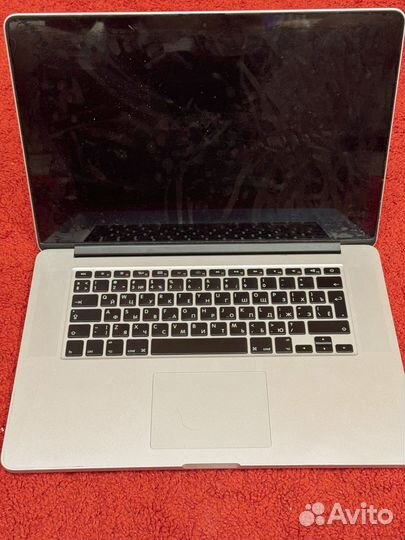 Macbook pro 15 retina early 2015