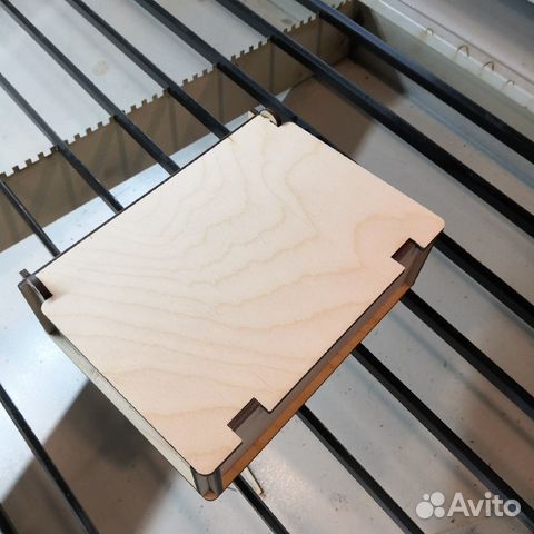 Коробка подарочная деревянная