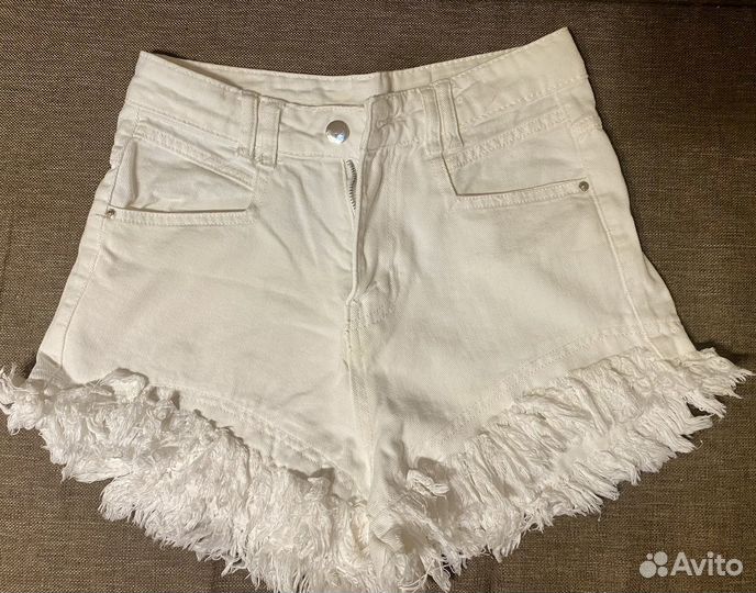 Джинсовые шорты