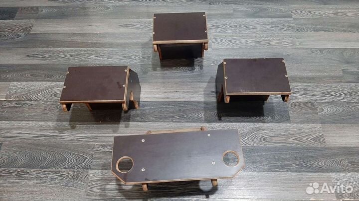 Столик для эхолота