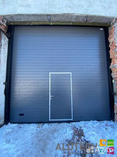 Гаражные ворота alutech
