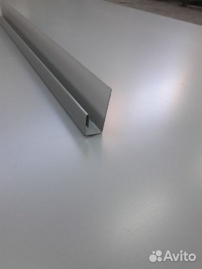 J-Профиль 40*15*20 RAL 7005