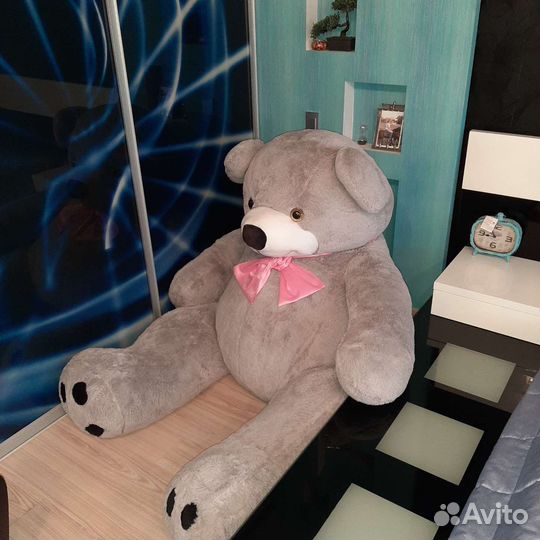 Большие плюшевые медведи