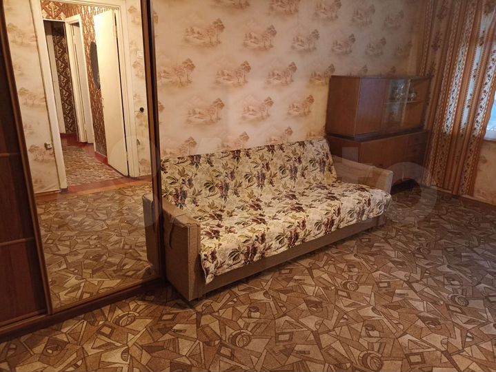 2-к. квартира, 45 м², 4/9 эт.