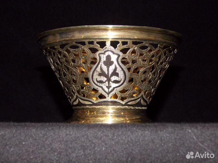 Конфетница