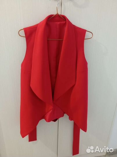 Пиджак и жилет женский