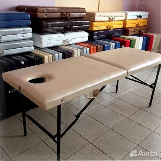 Кушетка. Массажный стол с вырезом для лица