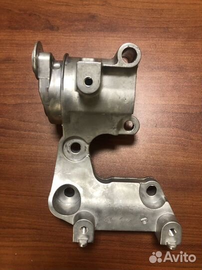 Натяжитель ремня toyota highlander-2, 2013 год