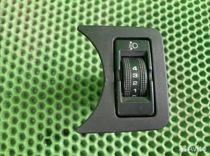 Клавиша корректора фар MAN TGX