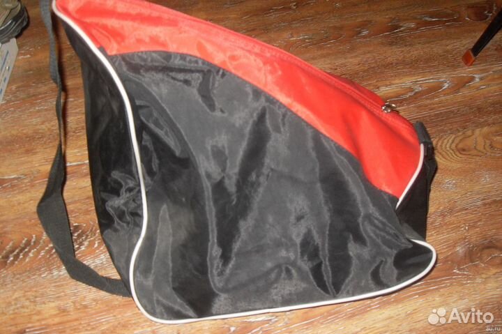 Роликовые коньки