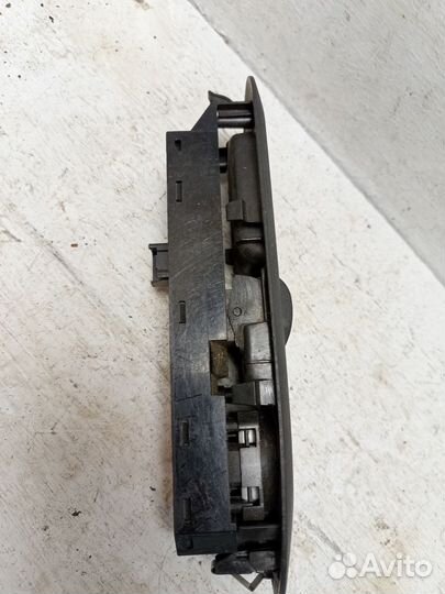 Блок управления стеклоподъемниками