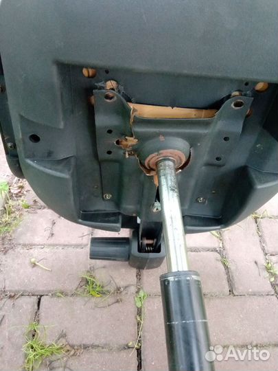 Компьютерное кресло бу
